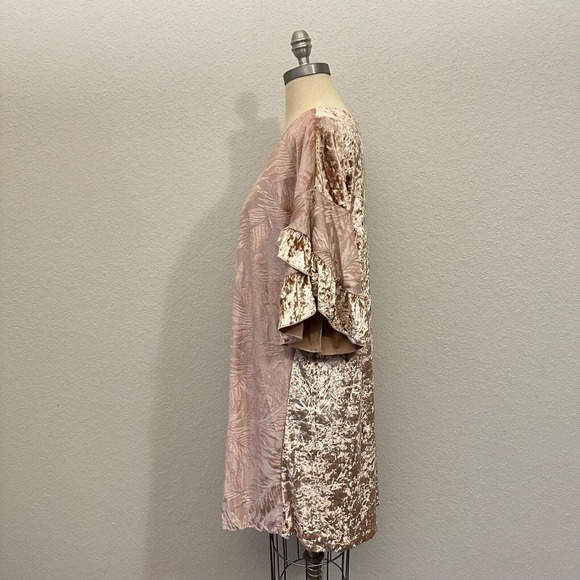 UMGEE USA Leave Print Bell Sleeve Midi Shift Dress Beige Velour Velvet - Picture 4 of 11